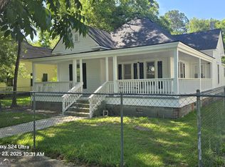 606 W Suwanee St, Fitzgerald, GA 31750