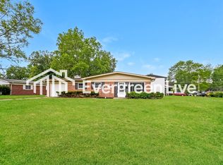 6143 Woodfox Ct, Indianapolis, IN