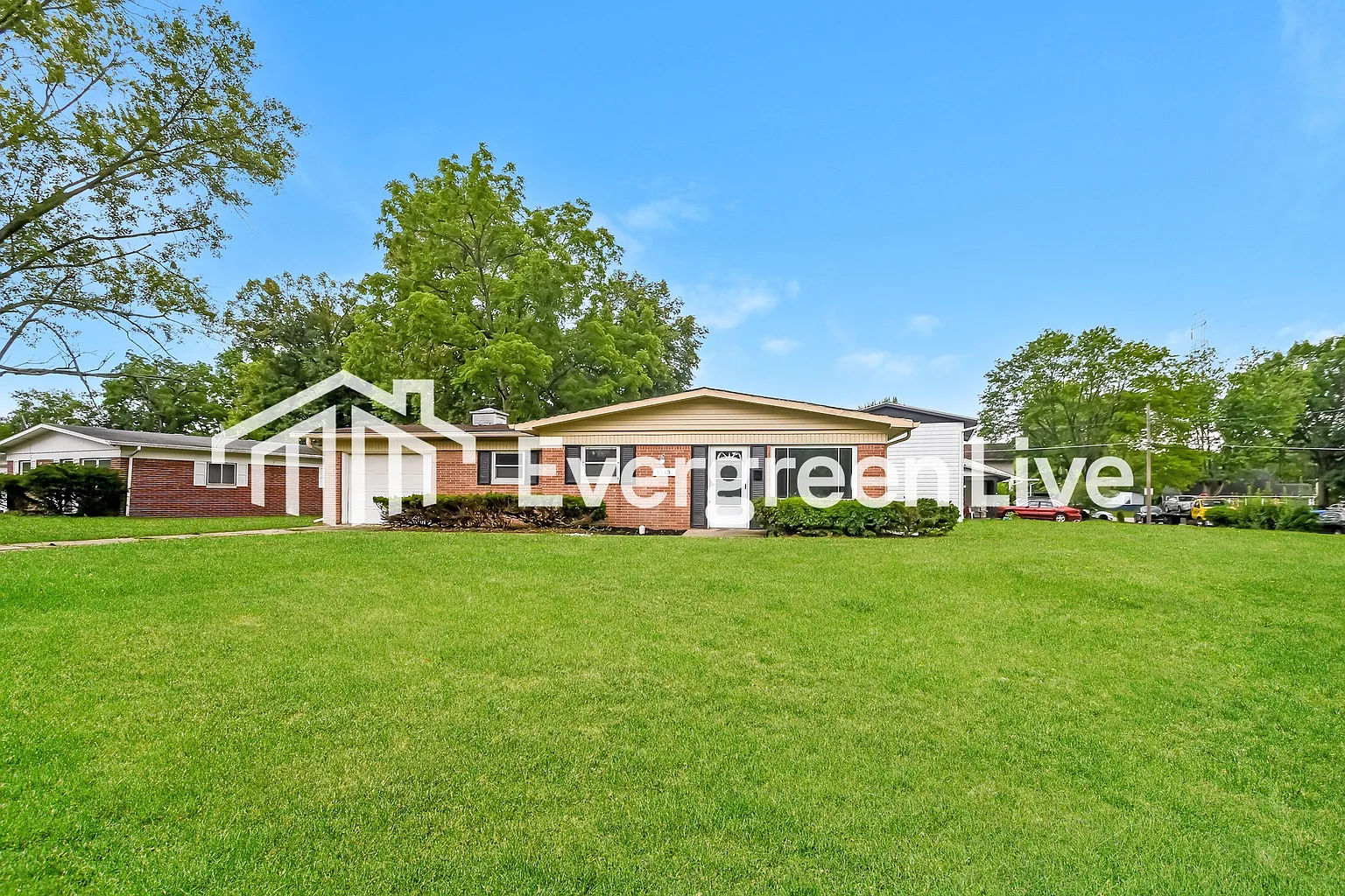 6143 Woodfox Ct photo 1