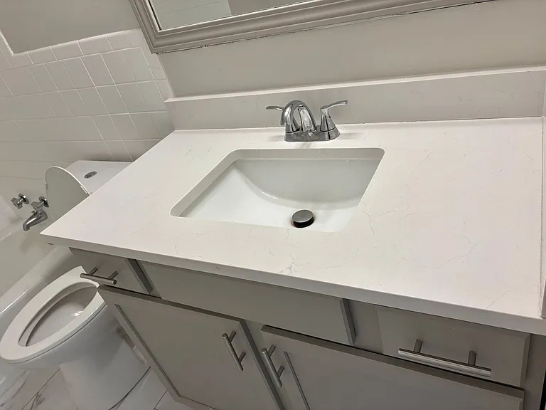 The Regency Apartments — Photo 110