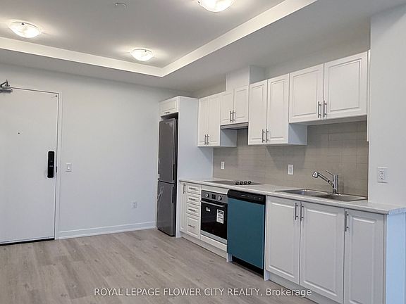 4th image of 461 Green Rd #1210