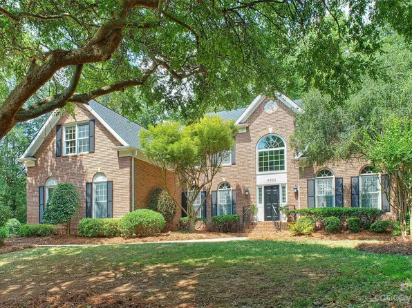 4001 Kronos Pl, Charlotte, NC 28210