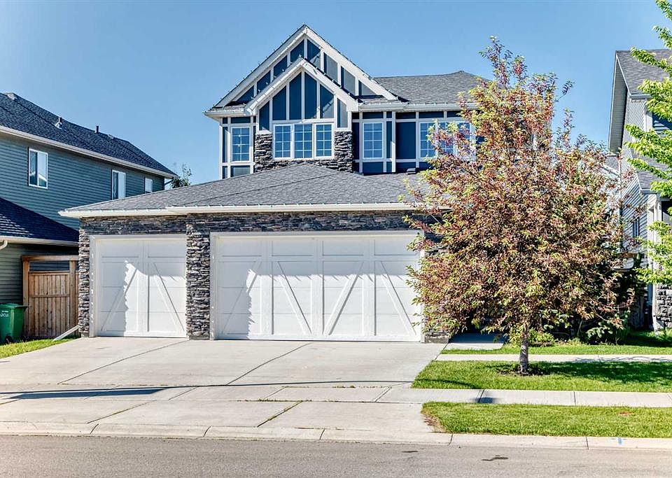 1st image of 209 NE Sandpiper Blvd