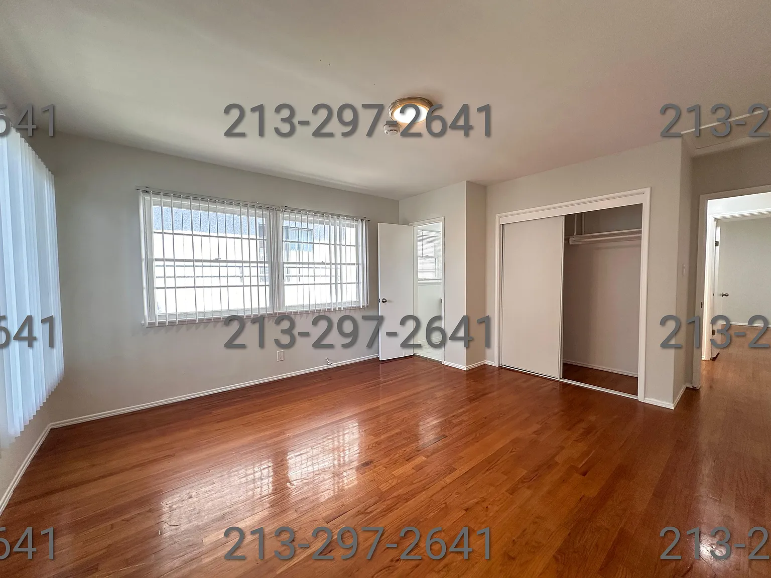2 bed, 1000 sqft, $2,050 — Photo 3