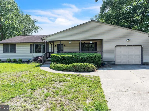 314 Hilbert Dr, Turnersville, NJ 08012