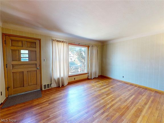 4th image of 29148 Barjode Rd
