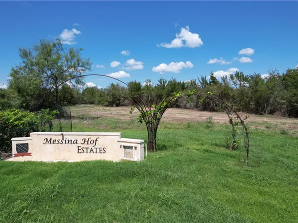 5000 Glory Rd, Bryan, TX 77808