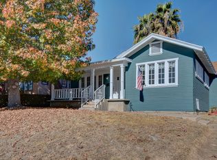 1422 Alhambra Rd, South Pasadena, CA 91030