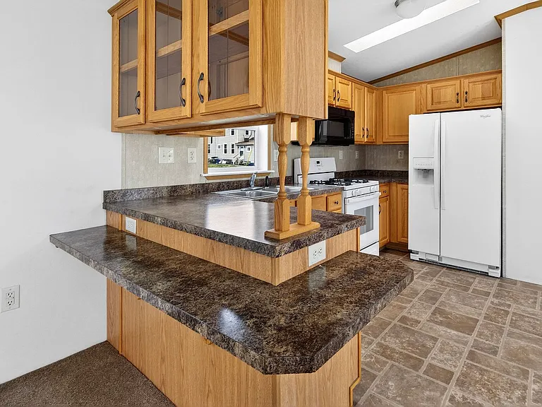 15 W Redwood Ave — Photo 8