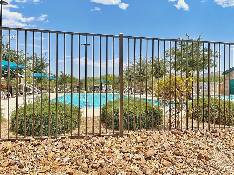 3196 Arco Ave — Photo 29