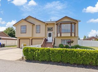 1102 S Glenn Ln, Spokane, WA 99206