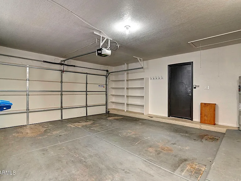 14004 N Sussex Pl — Photo 28