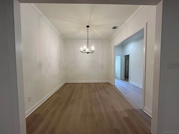 4th image of 3448 Craig Ln