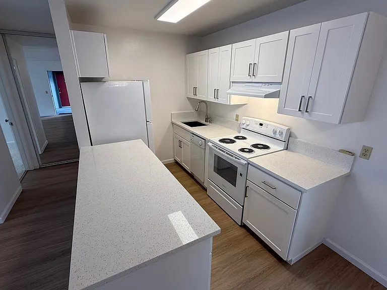 Trinity Terrace Apartments — Photo 22