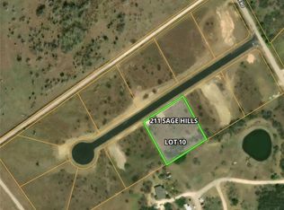 211 Sage Hills Dr, Lockhart, TX 78644