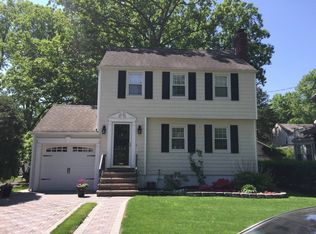 324 Marlboro Rd, Englewood, NJ 07631