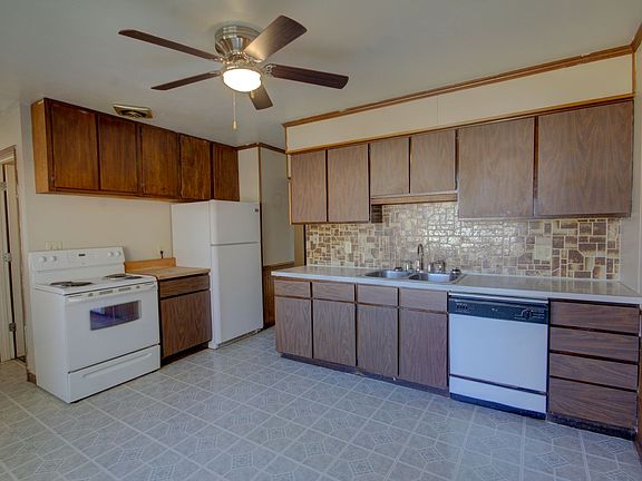 2nd image of 1208 95th Ave W