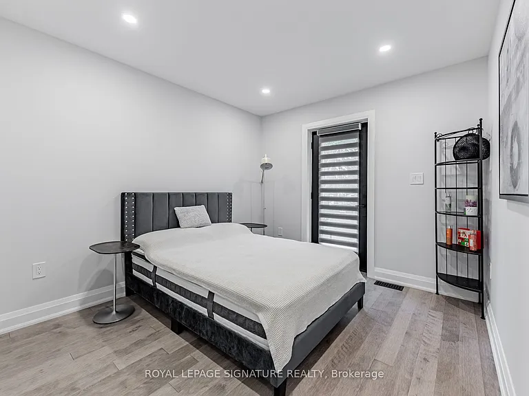 16 Boem Ave — Photo 22