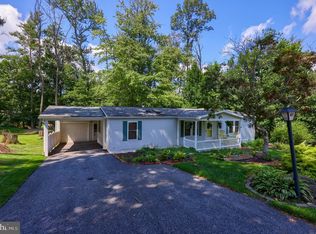 41 Aspen Dr, Manheim, PA 17545