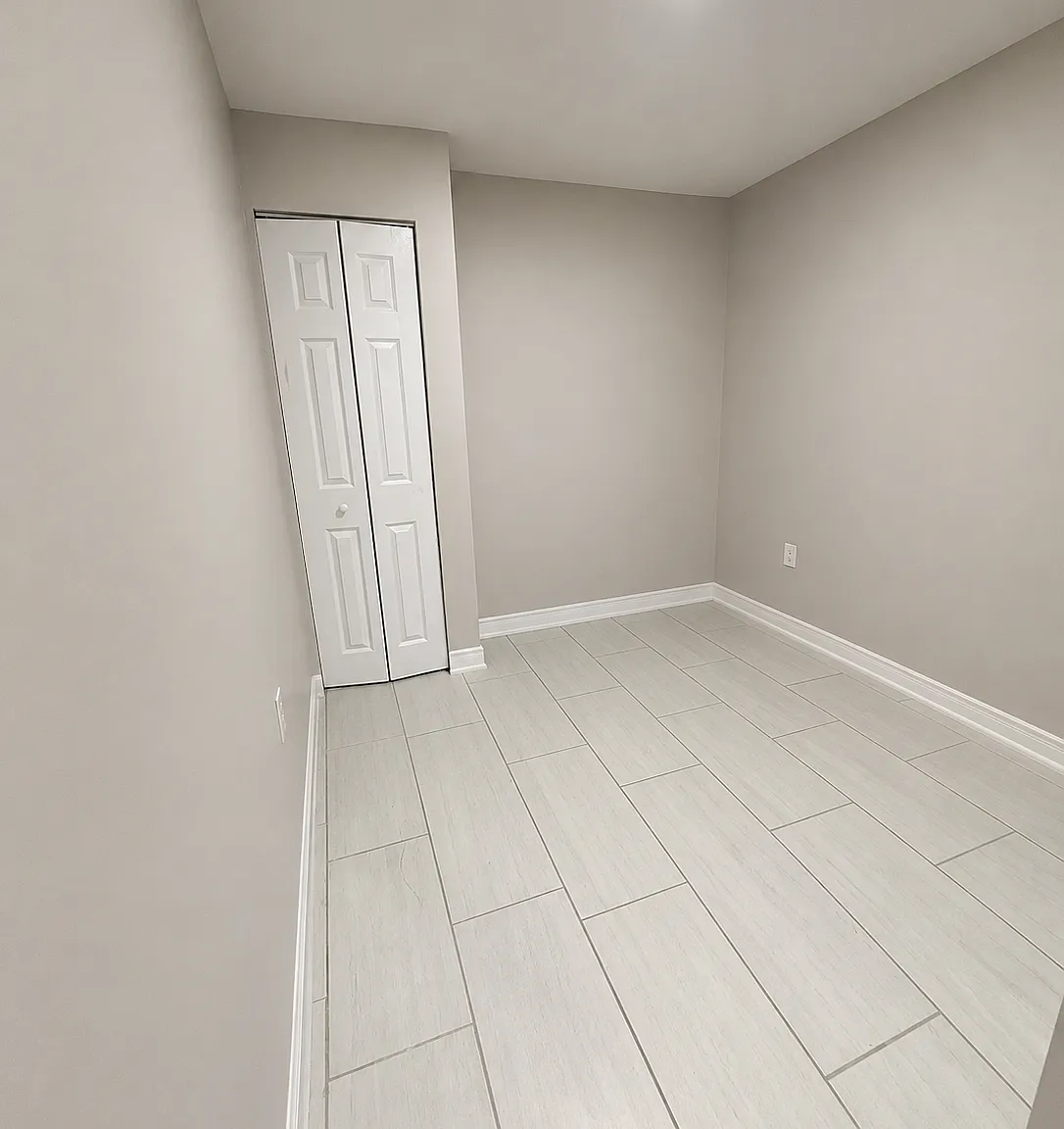 4 bed, 2600 sqft, $3,400 — Photo 2