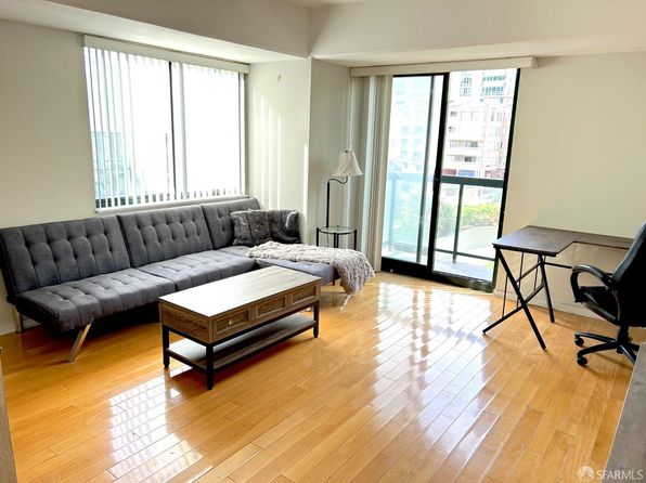 1 Daniel Burnham Ct APT 204