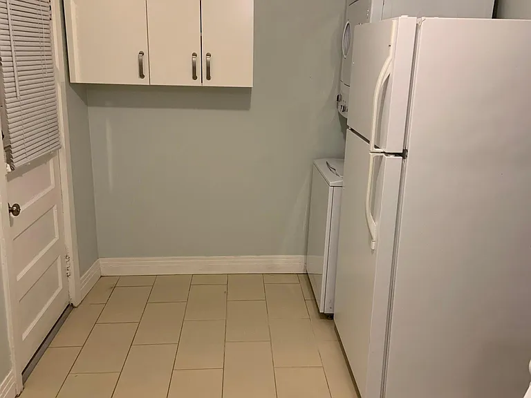 2253 Depew St — Photo 10