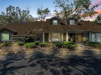 26 Strauss Ln, Olympia Fields, IL, 60461