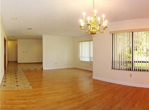 4th image of 15885 SW 84th Ave