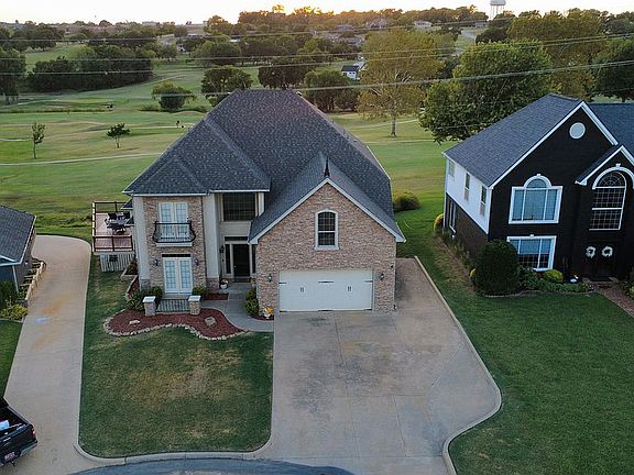 5th image of 305 Larsh Ln