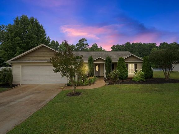 2nd image of 141 Albus Dr
