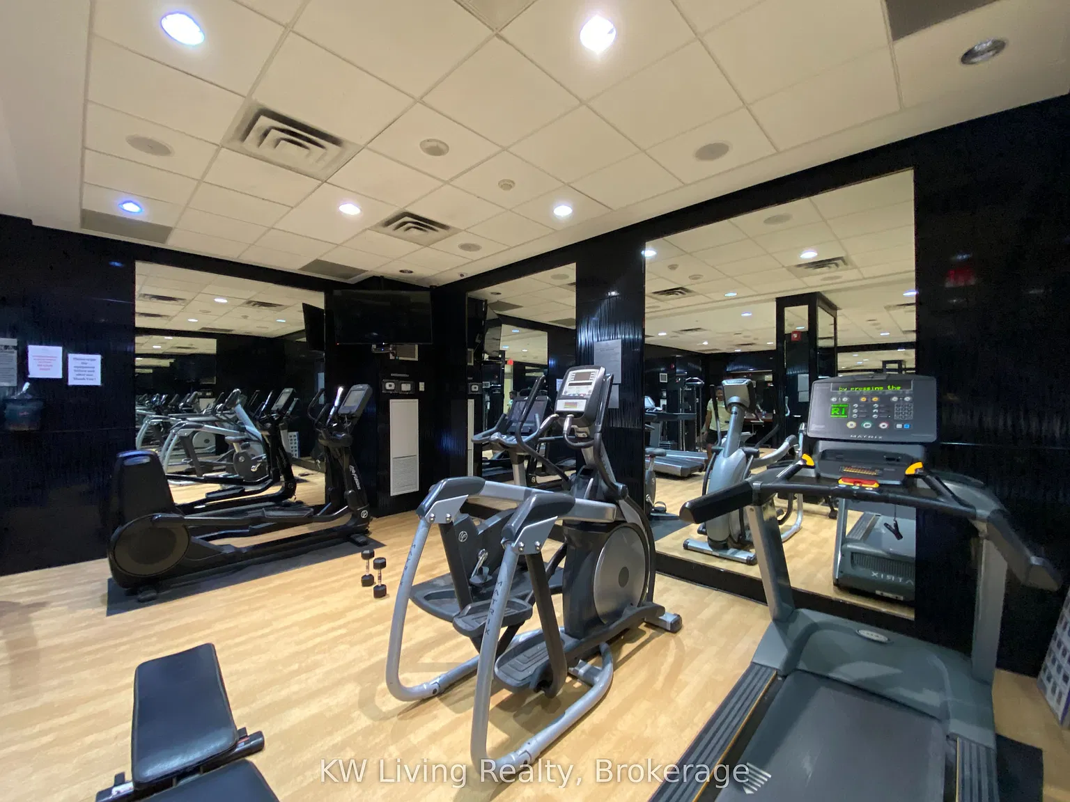 2 bed, $2,250 — Photo 2