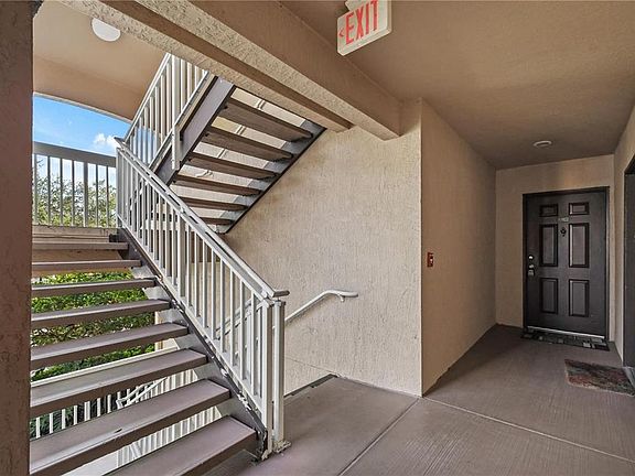 2nd image of 13917 Fairway Island Dr APT 922