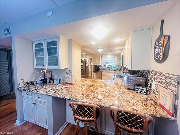 332 Charlemagne Blvd #H103 — Photo 6