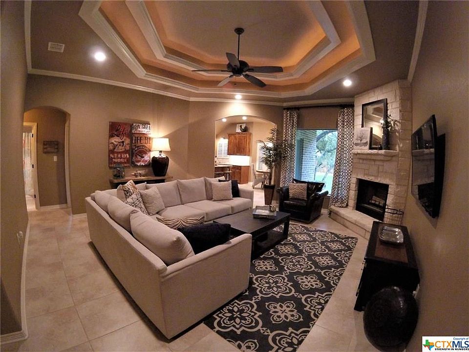 1st image of 3213 Escalera Dr