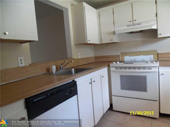 3rd image of 8002 Lagos De Campo Blvd #B-102
