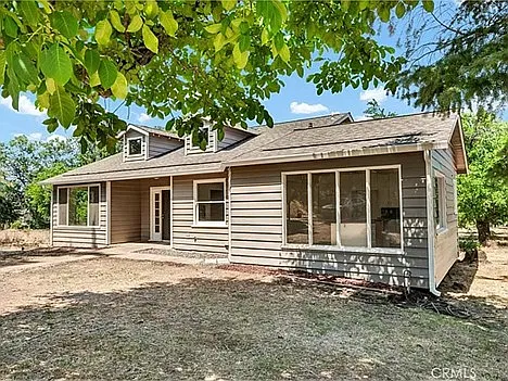 22550 Shady Grove Rd — Photo 1