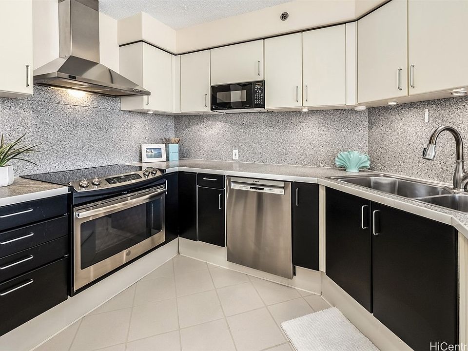 1st image of 801 S King St APT 905