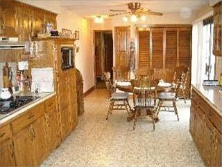 3rd image of 8002 Longwood Ave