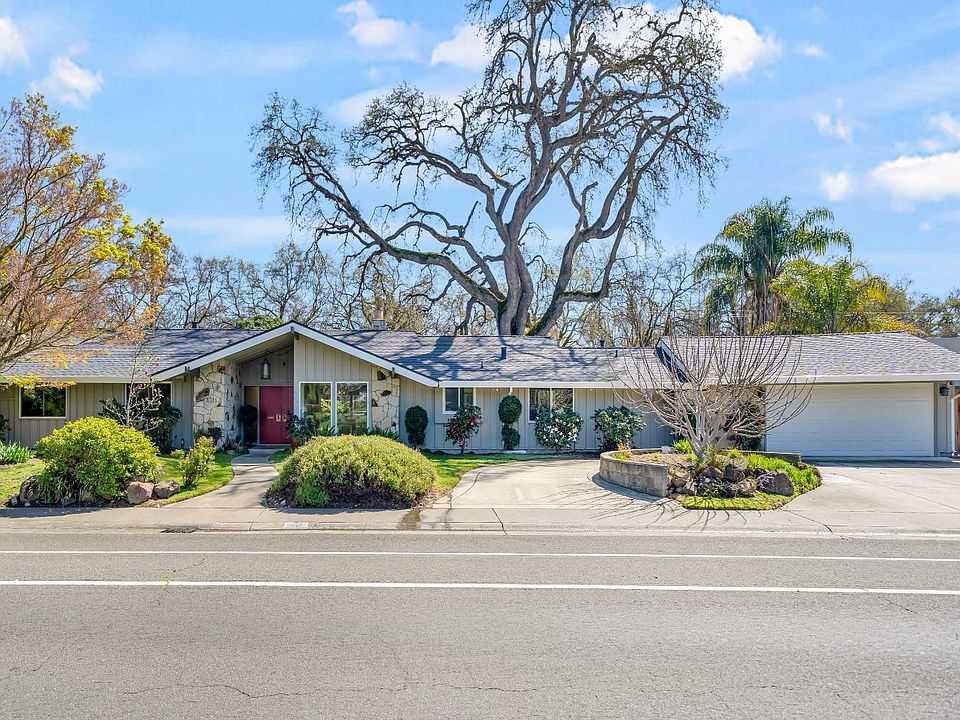 1st image of 3318 American River Dr