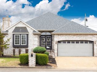 130 Stonington St, Hollister, MO 65672