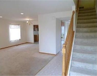 3rd image of 5521 Stonybrook Dr