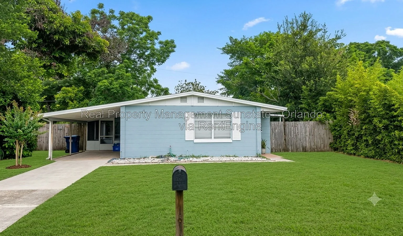 3 bed, 1.0 bath, 1078 sqft, $1,750 — Photo 1