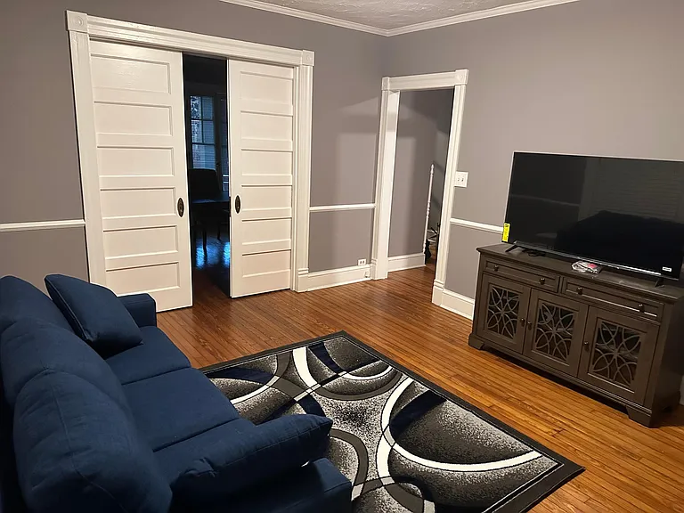Living room/dining room