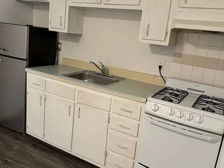 Greenbriar Apartments — Photo 31