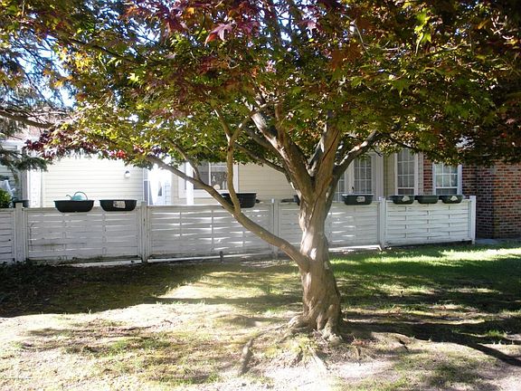 3rd image of 590C Burtons Ct