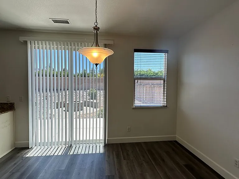 11690 Cervino Dr — Photo 12