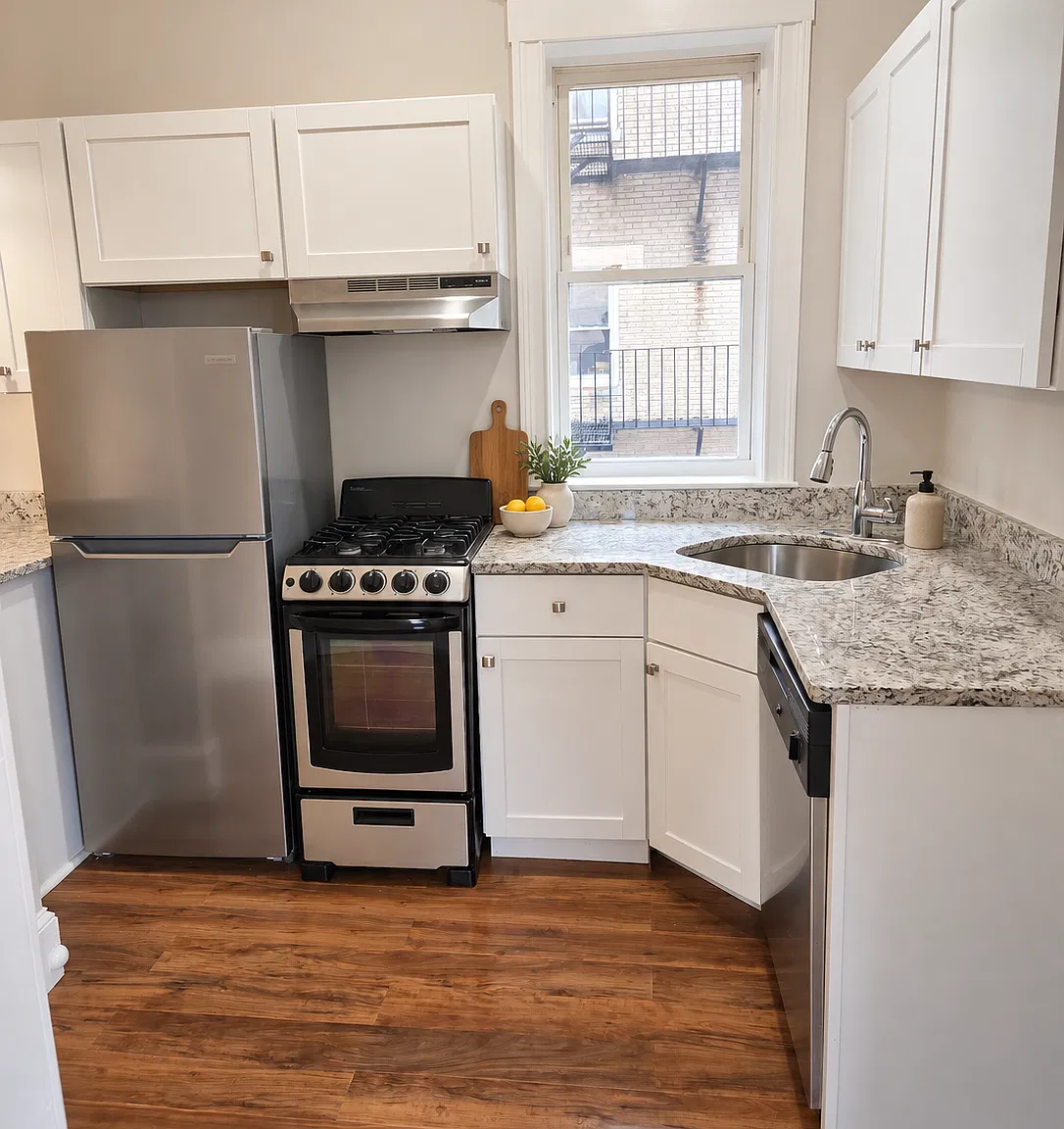 2 bed, 700 sqft, $2,790 — Photo 2