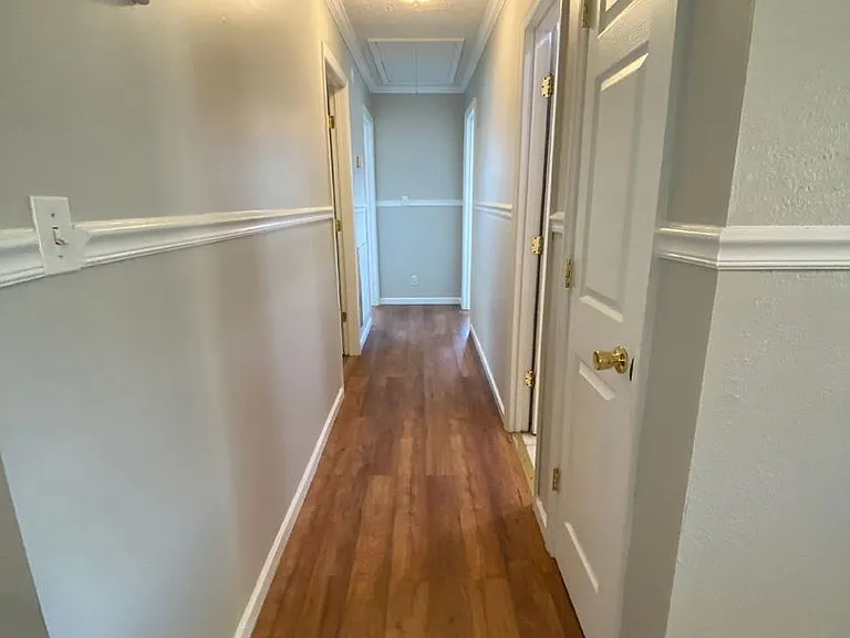168 Reynolds Dr — Photo 5