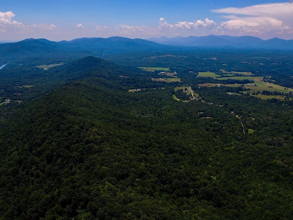 1st image of 251 Mountain Crest Ln