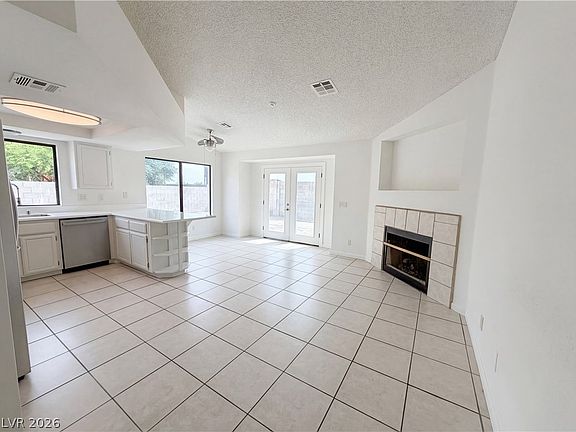 3rd image of 3607 Duffy Cir